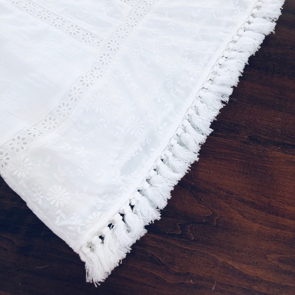 ❌SOLD❌Sanctuary white Boheme Eyelet Shift Dress - Picture 2 of 9